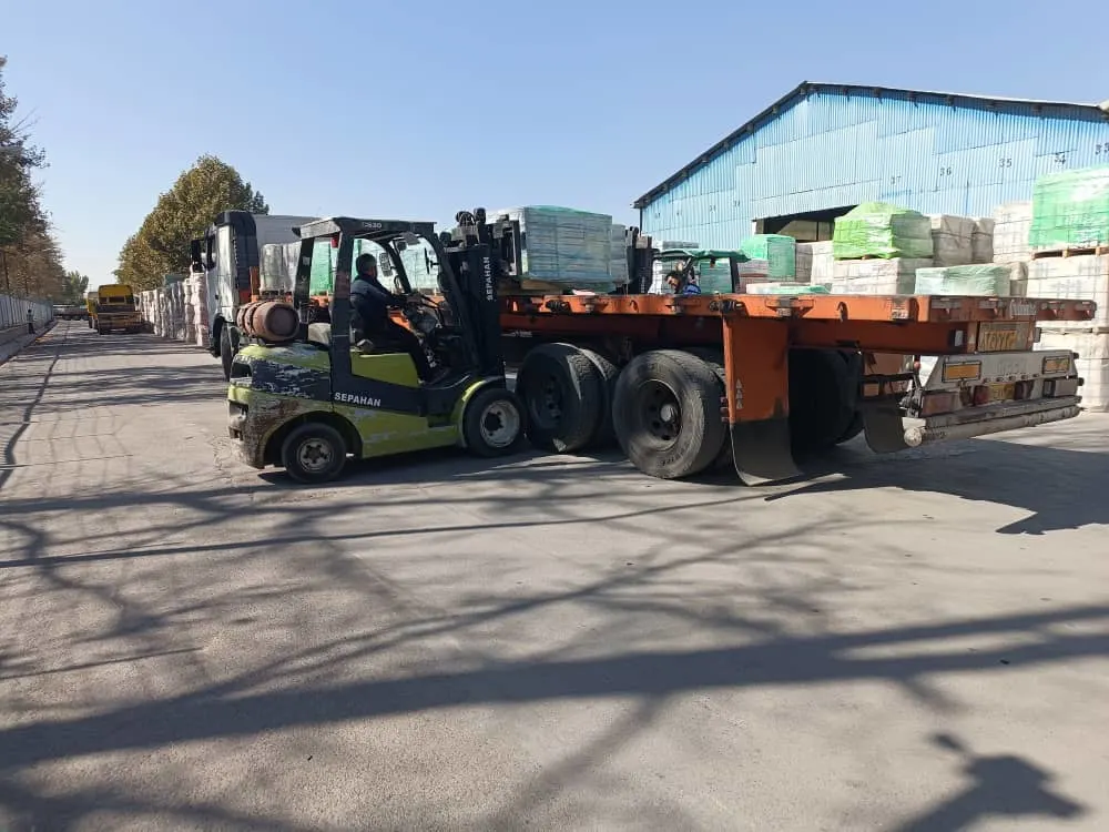 Руководство по подготовке к транспортировке плитки и керамики 2 Выбор подходящего транспортного средства для перевозки плитки и керамики