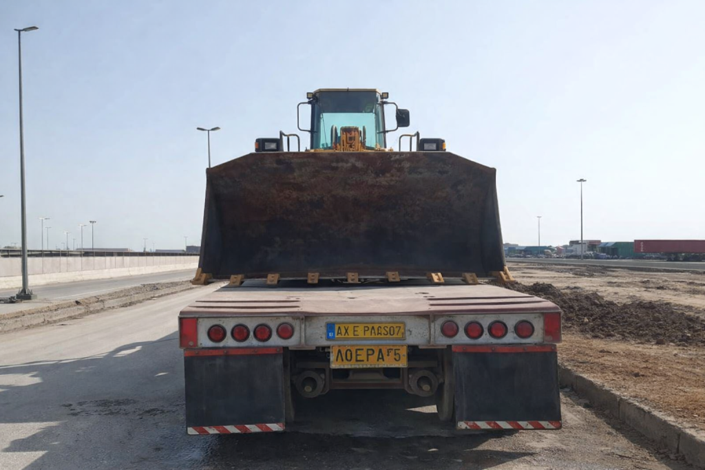 لودر سنگین راهنمای کامل حمل و نقل بین المللی 3 عوامل مؤثر بر هزینه حمل بین المللی لودر سنگین